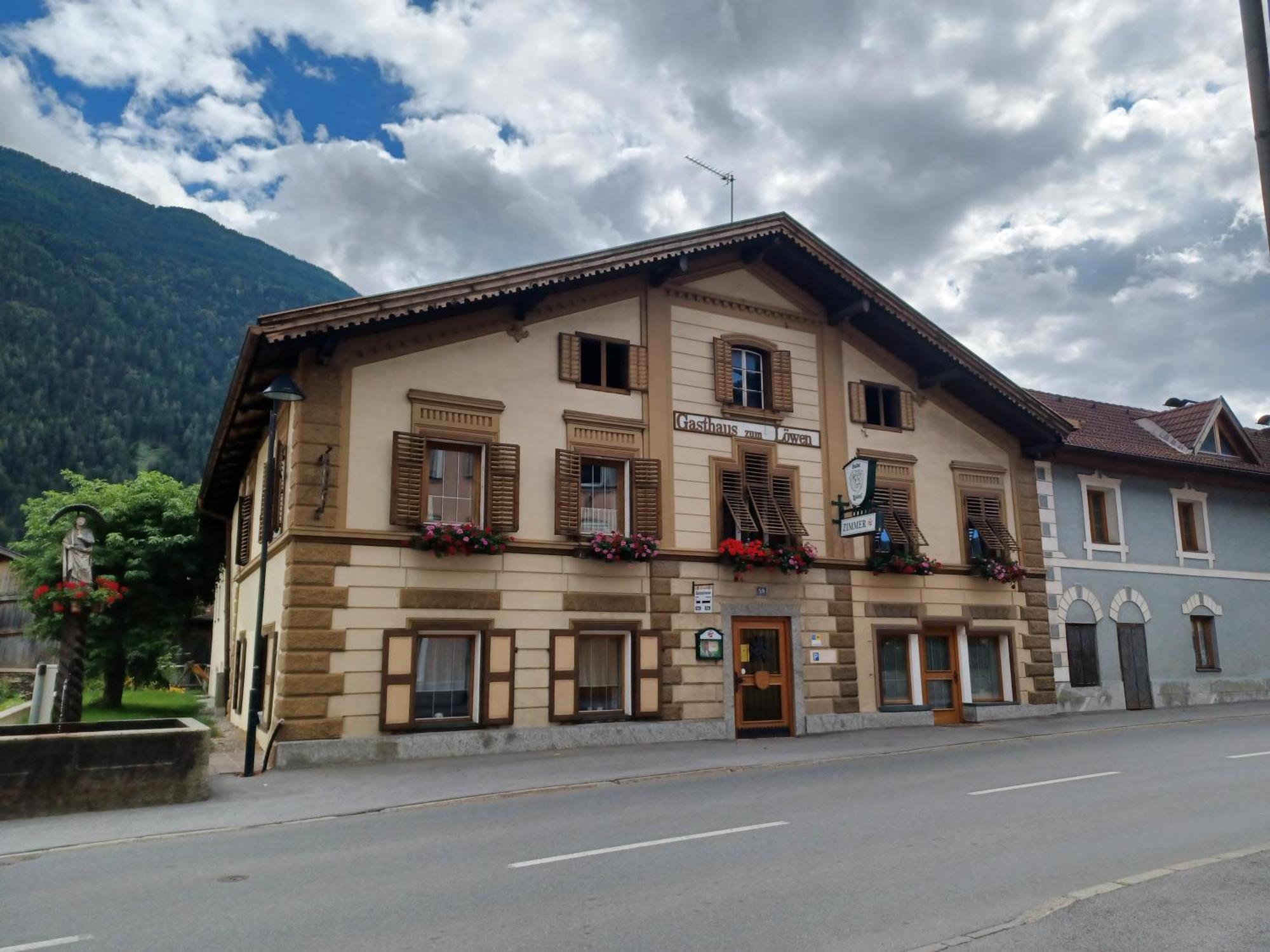 Hotel Garni Löwen Silz Esterno foto